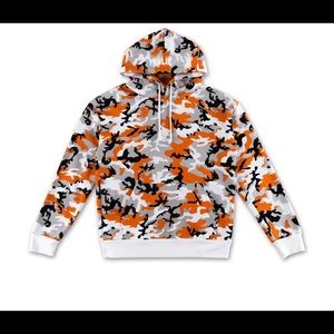 kylie jenner orange camo hoodie